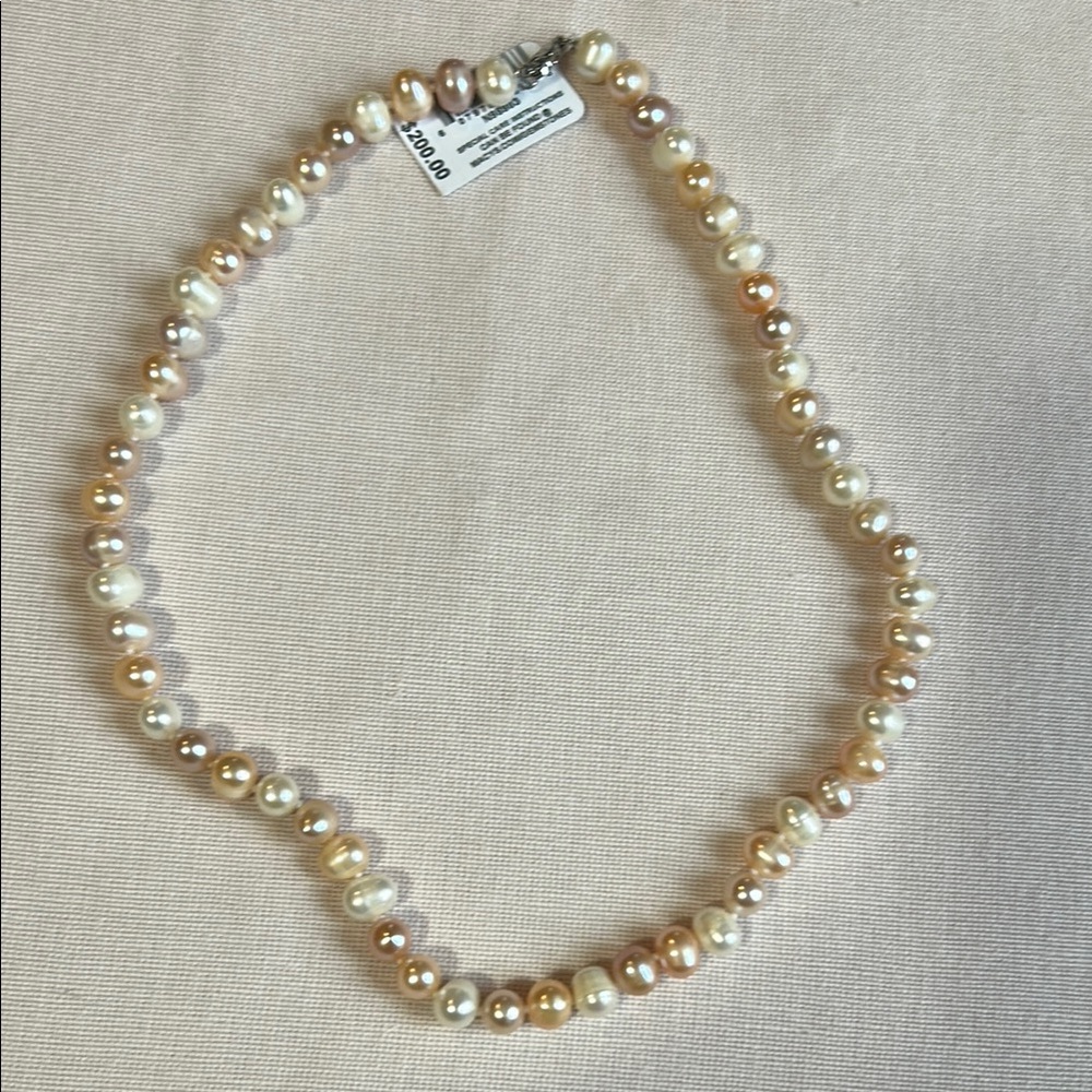 Cultured Pearl/Opaque cult Pearl  Necklace